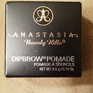 Anastasia Beverly Hills Dipbrow Pomade